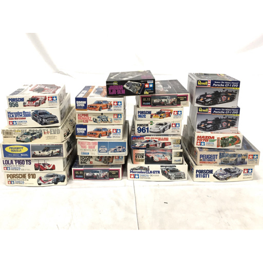 タミヤ 1/24 スポーツカー シリーズ No.84 ジャガー XJR-9LM